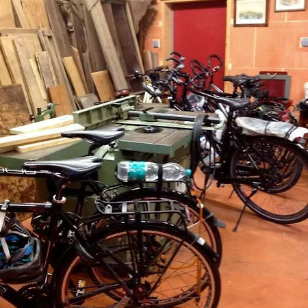 Chez L'antiquaire 3*